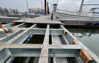 Erneuerung von Stegbrettern