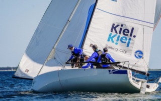 Das Bundesliga-Team des Segelclub Rheingau am 1. Spieltag 2025 in Kiel